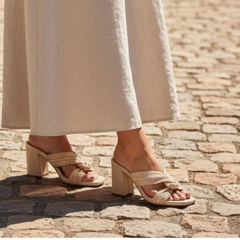 MIA Sandals Womens 10 Cream Brenna Woven Raffia Block Heel Mules QI00446SS